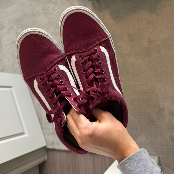 Vans - Picture 1 of 1